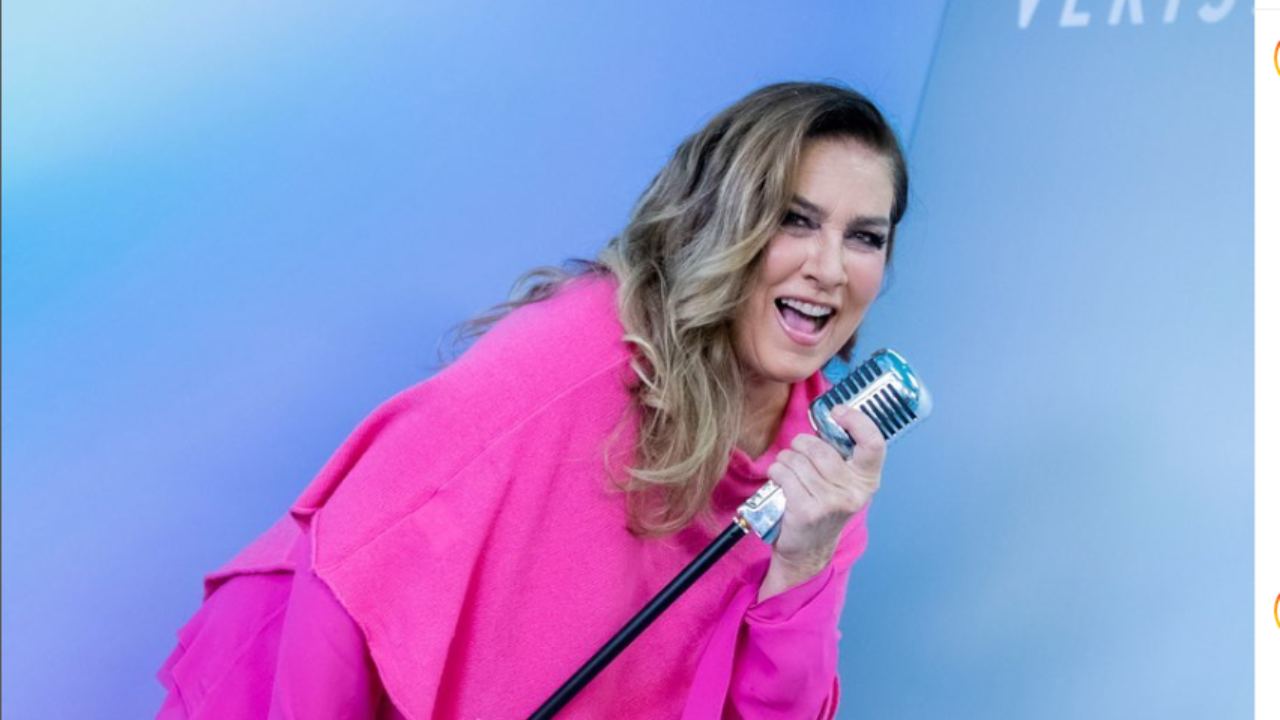 Romina Power al mare con Yari