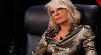 “Ciao Maurizio”: Maria De Filippi, che sorpresa. Nuovo amore per la conduttrice
