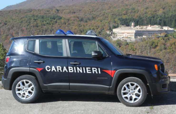 Carabinieri in sopralluogo