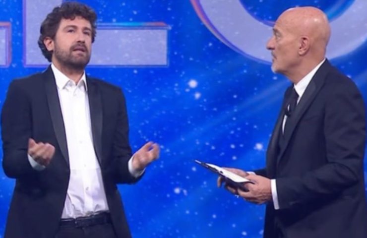 Claudio Bisio si emoziona in diretta