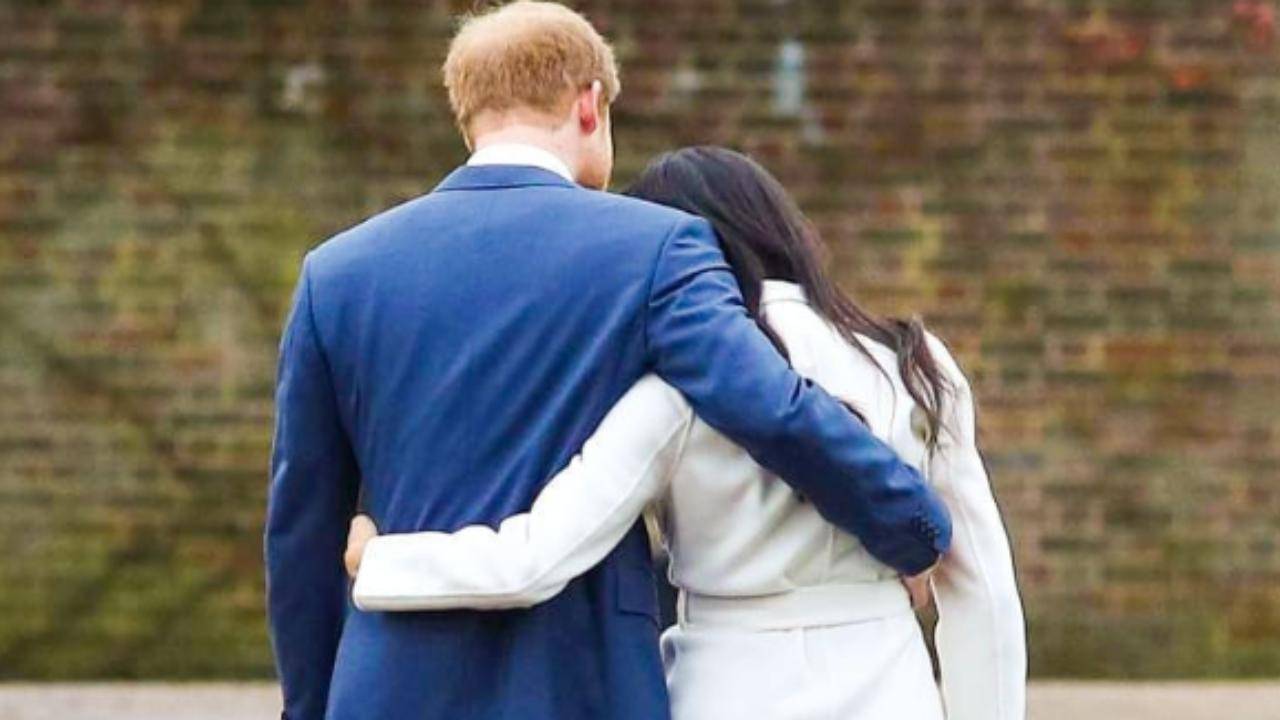 Harry e Meghan ex reali