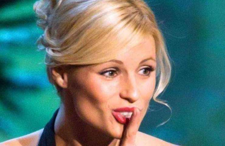 Michelle Hunziker showgirl