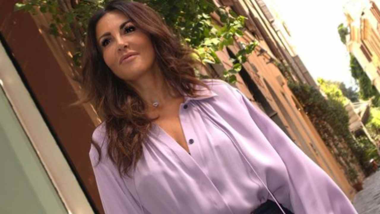 Sabrina Ferilli scale sporgenze vertiginose