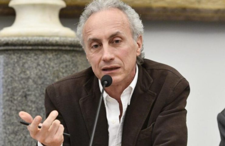 Il guadagno di marco Travaglio