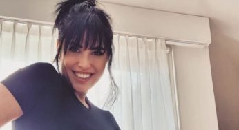 “Caffettino a letto”: Claudia Ruggeri, sotto le lenzuola niente. Buongiorno bollente – FOTO