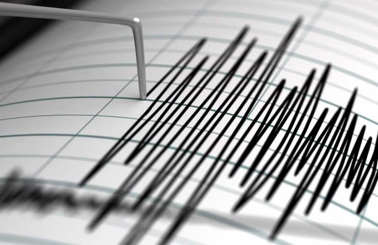 scossa terremoto italia