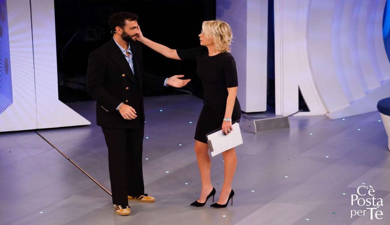 Marco Mengoni e Maria De Filippi c'è posta per te