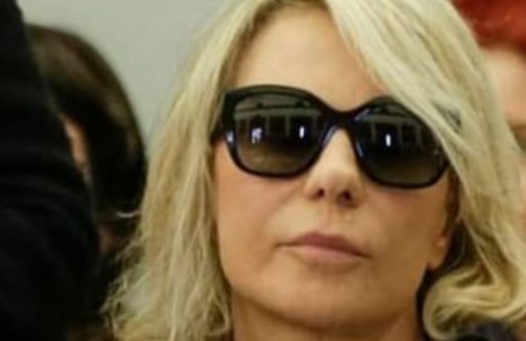 Maria De Filippi falsità sul patrimonio