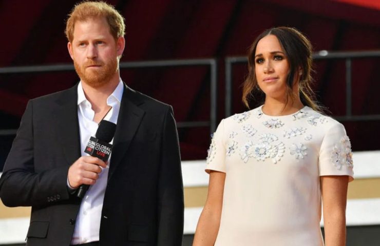 Harry e Meghan attaccano di nuovo la Royal Family