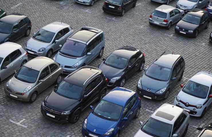 Auto nuova rate più cara dopo aumento tassi