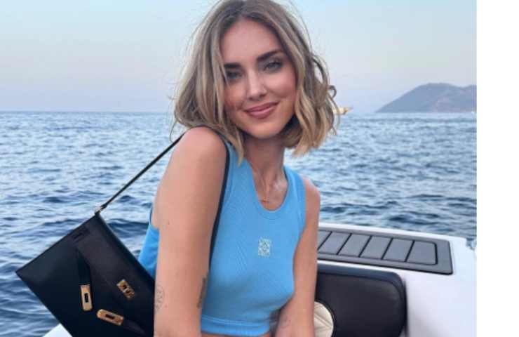 la Ferragni paga cara la vacanza