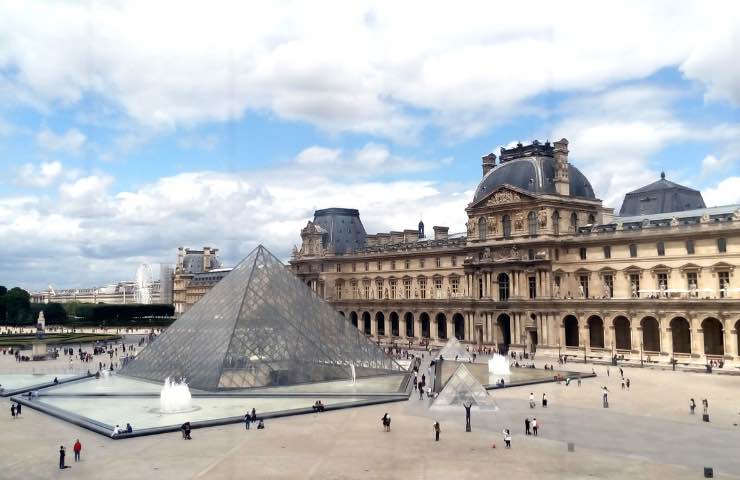 Louvre 