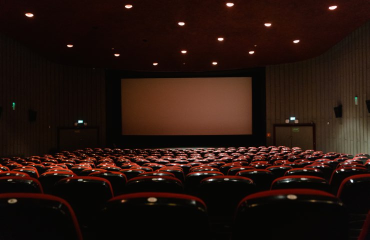 Cinema e spettacolo in lutto